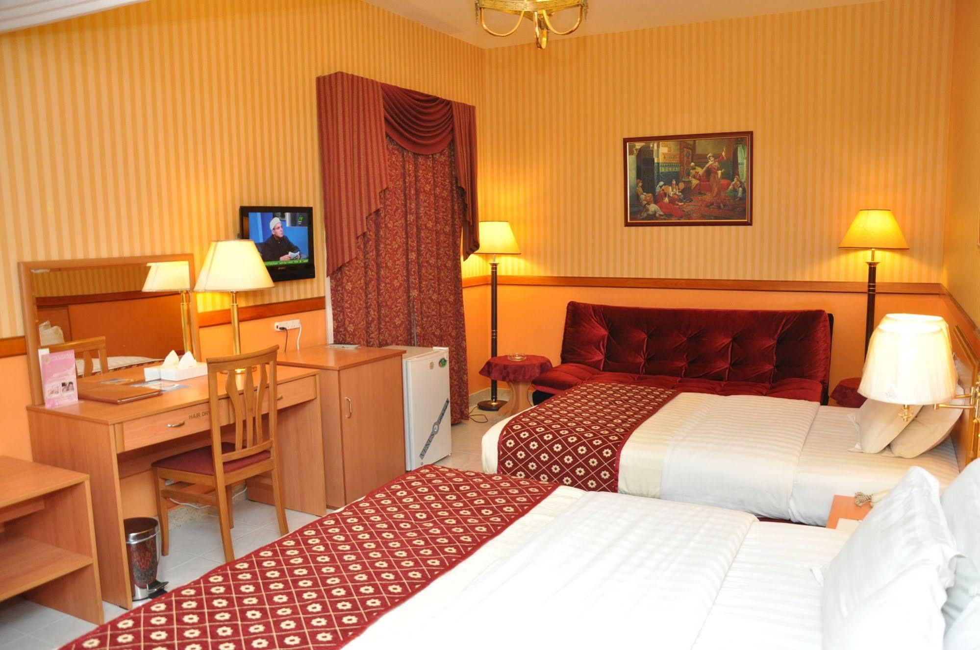 Oyo 297 California Hotel Dubai Eksteriør billede
